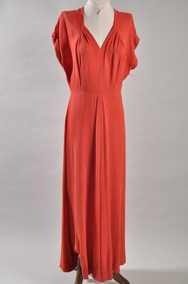 Archived Images\2010\2010.007.5.01.jpg; 2010.007.5a-b; ;